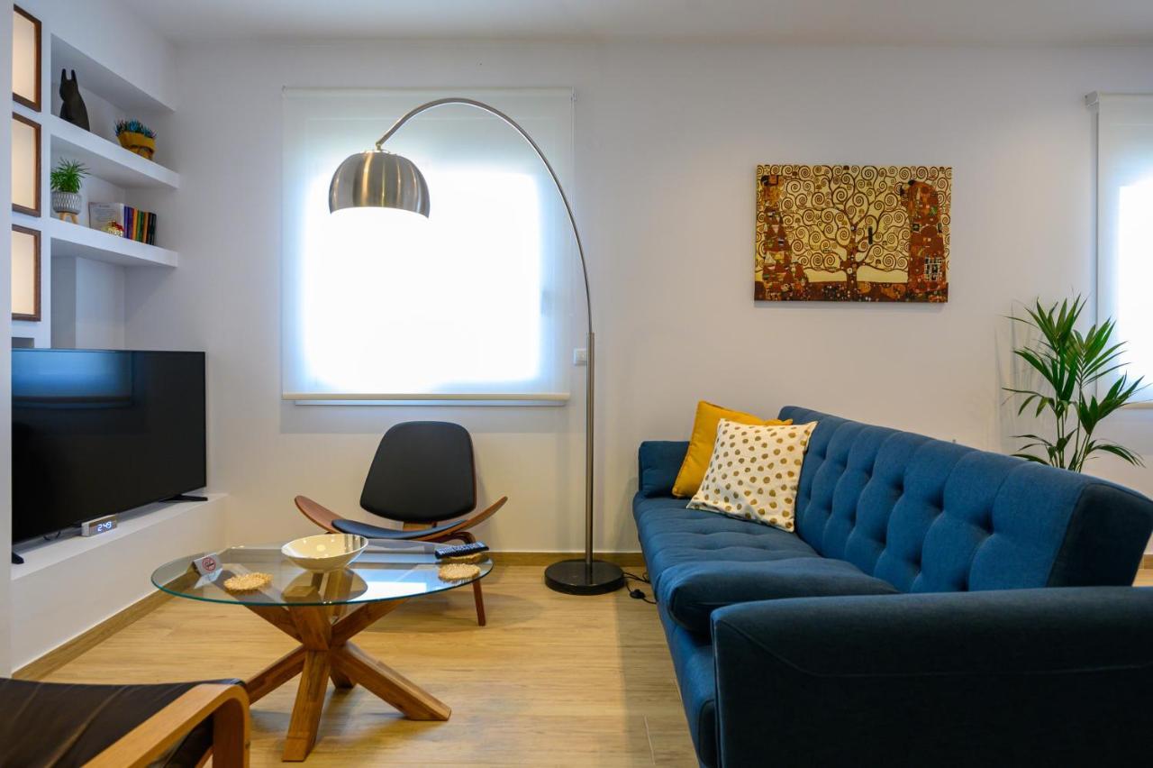 Chic Apartment In Nature, 5-Min Walk To The Beach Kalamata Luaran gambar